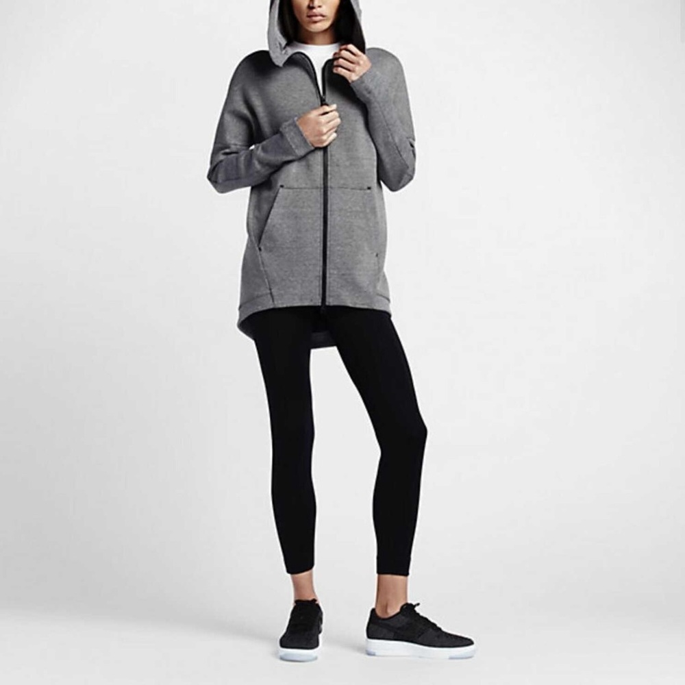 NWT Nike tech fleece hooded cape jacket - size small women’s